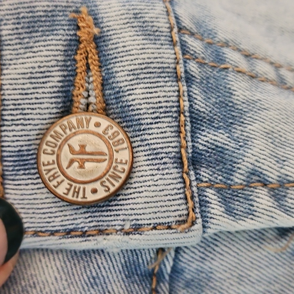 Frye Light Wash Jeans - Picture 7 of 11